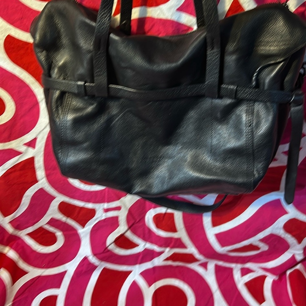 Liebeskind Berlin Black leather tote bag  Gray suede inside see pictures